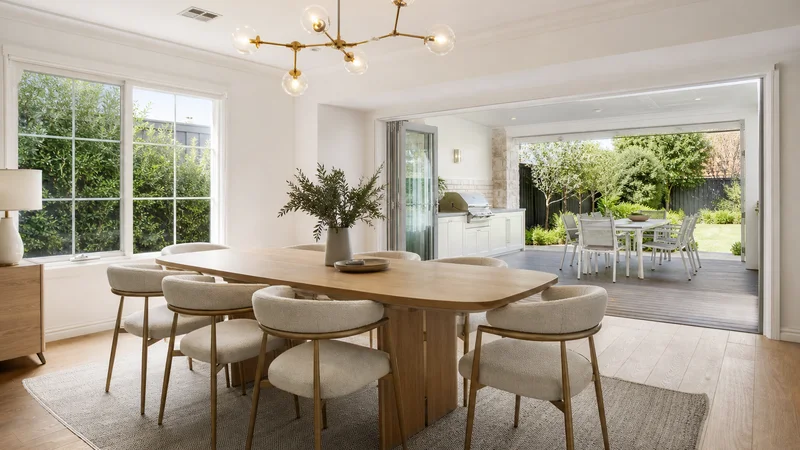 Hampton dining space styled for indoor outdoor living